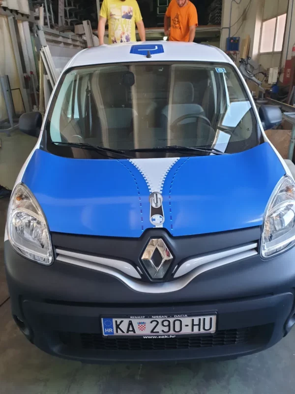 delta-design-car-wrap-01