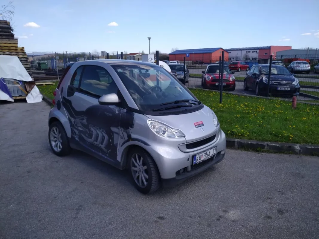 delta-design-car-wrap-18