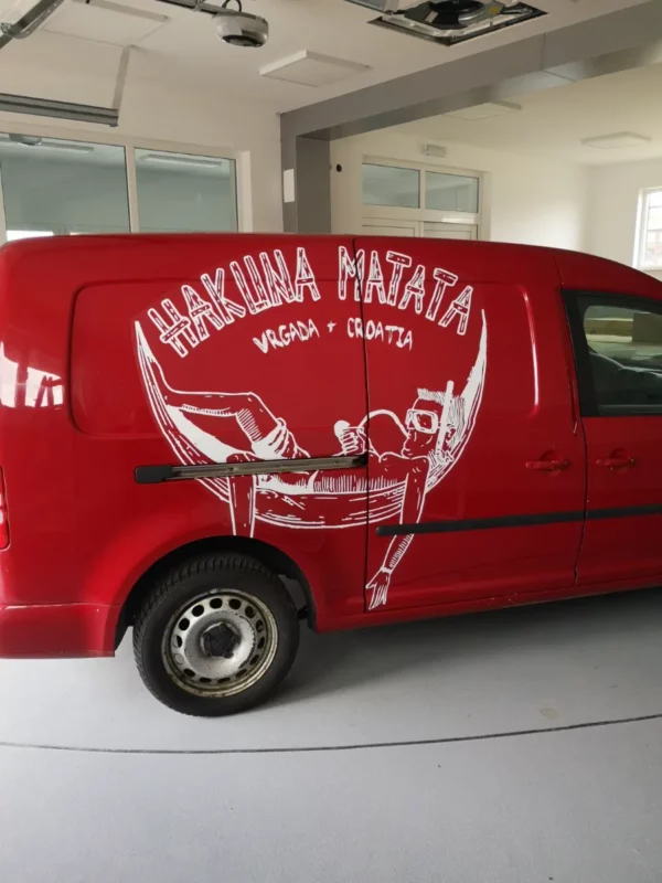 delta-design-car-wrap-25