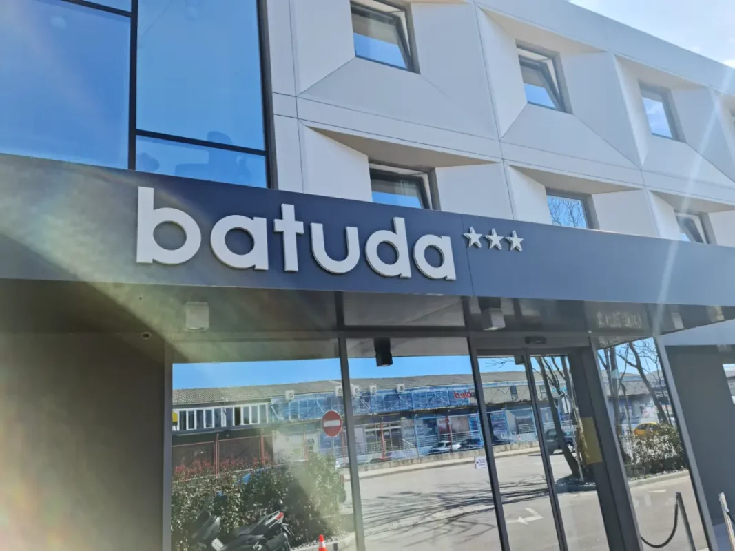 delta-design-ultra-slim-3d-slova-00007